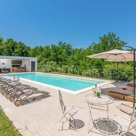 Villas Martincici With Large Pool Grožnjan Eksteriør bilde