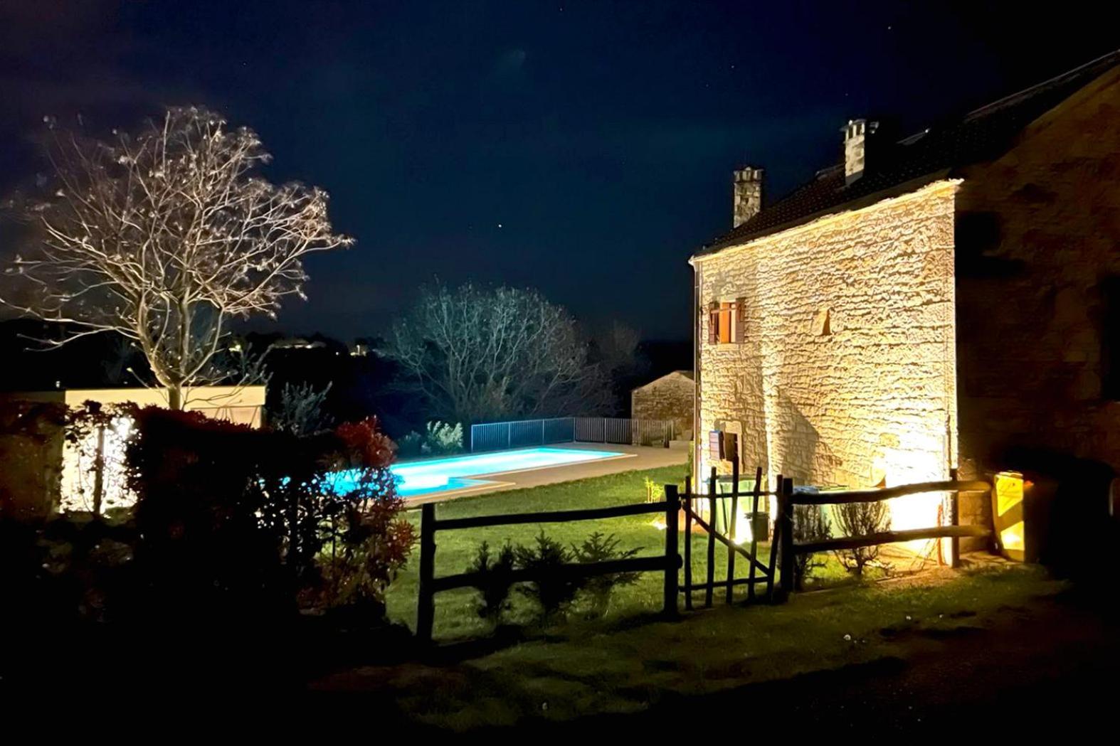 Villas Martincici With Large Pool Grožnjan Eksteriør bilde